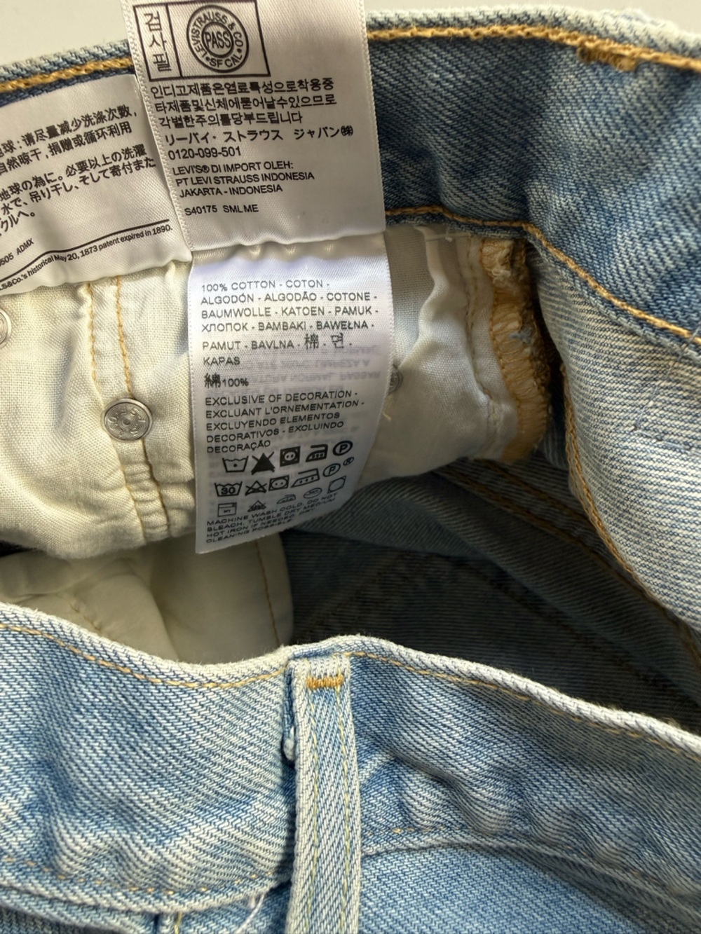 Levi’s 501 Original Cutoff Shorts Aritzia Distressed Denim Coastal Womens 24 - Picture 4 of 9